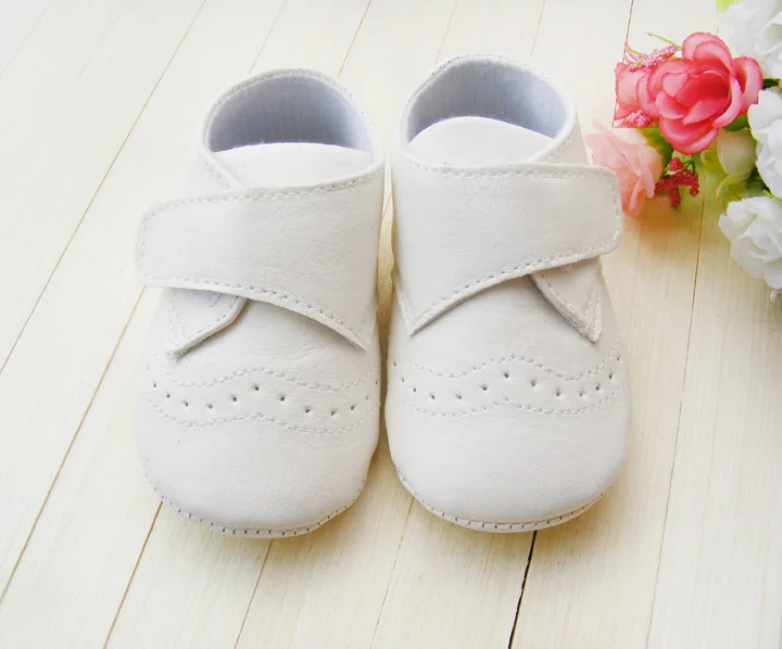 Новинка, милая обувь из искусственной кожи, 1 пара, обувь для малышей, нескользящая обувь для малышей/новорожденных, детская обувь