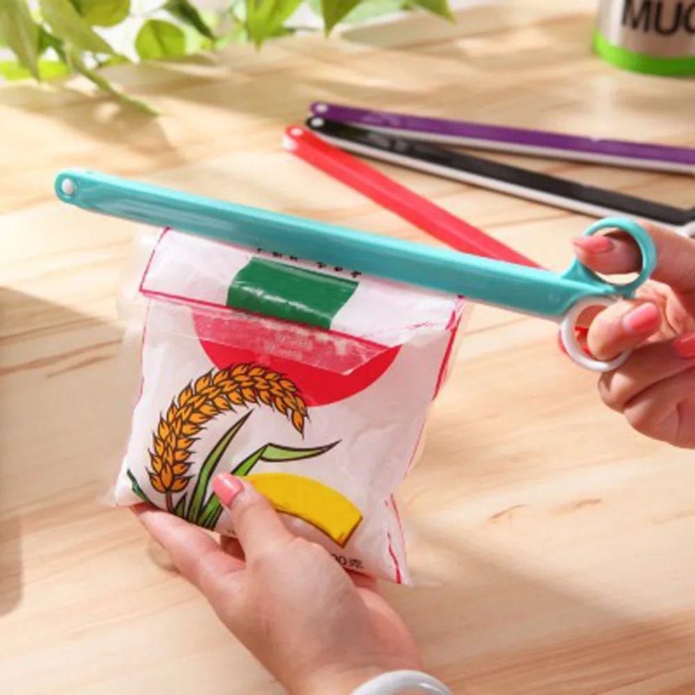 

1Pc Househould Food Snack Storage Seal Sealing Bag Clips Sealer Clamp Food Bag Clips Home Food Close Clip Seal Kitchen Tool L4
