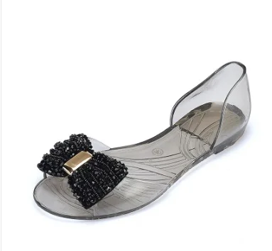 BLACK BEADING