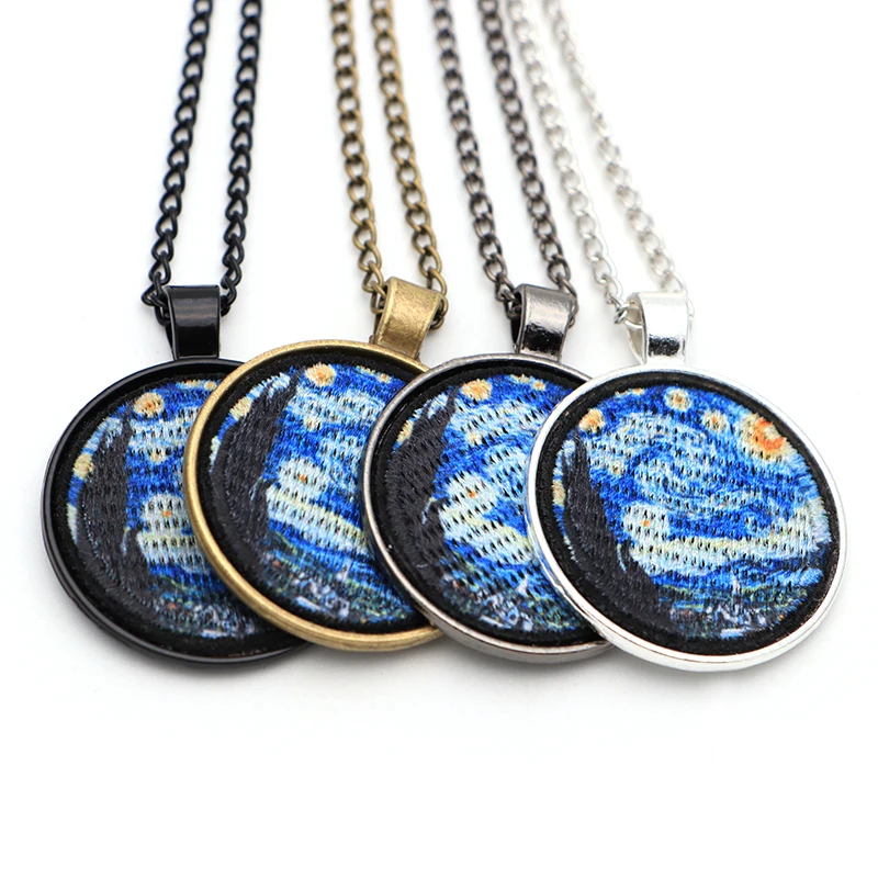 

cloth embroidery Van Gogh Famous paintings The Starry Night necklace Trendy Ethnic Accessories Round pendant Jewelry Q003