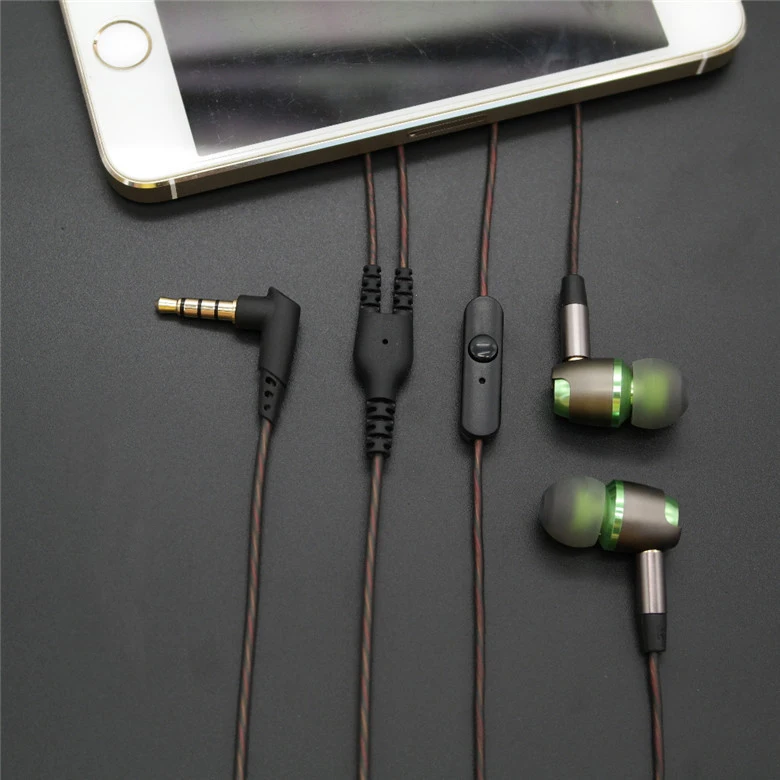 

In-ear earphones with wheat pluggable metal 3.5mm wire headset three color optional DC interface earphones head