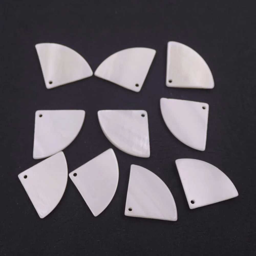 

Lots 10 PCS 16mmX25mm Fan Shape Shell White Mother of Pearl Loose Beads