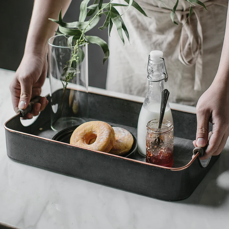 

Creative Rural Style Retro Metal Collection Tray Breakfast Plate Photo-taking Props Bread Fruit Plate Home Decorative Tableware