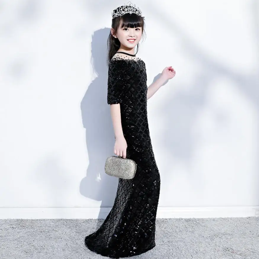 black shoulderless dress