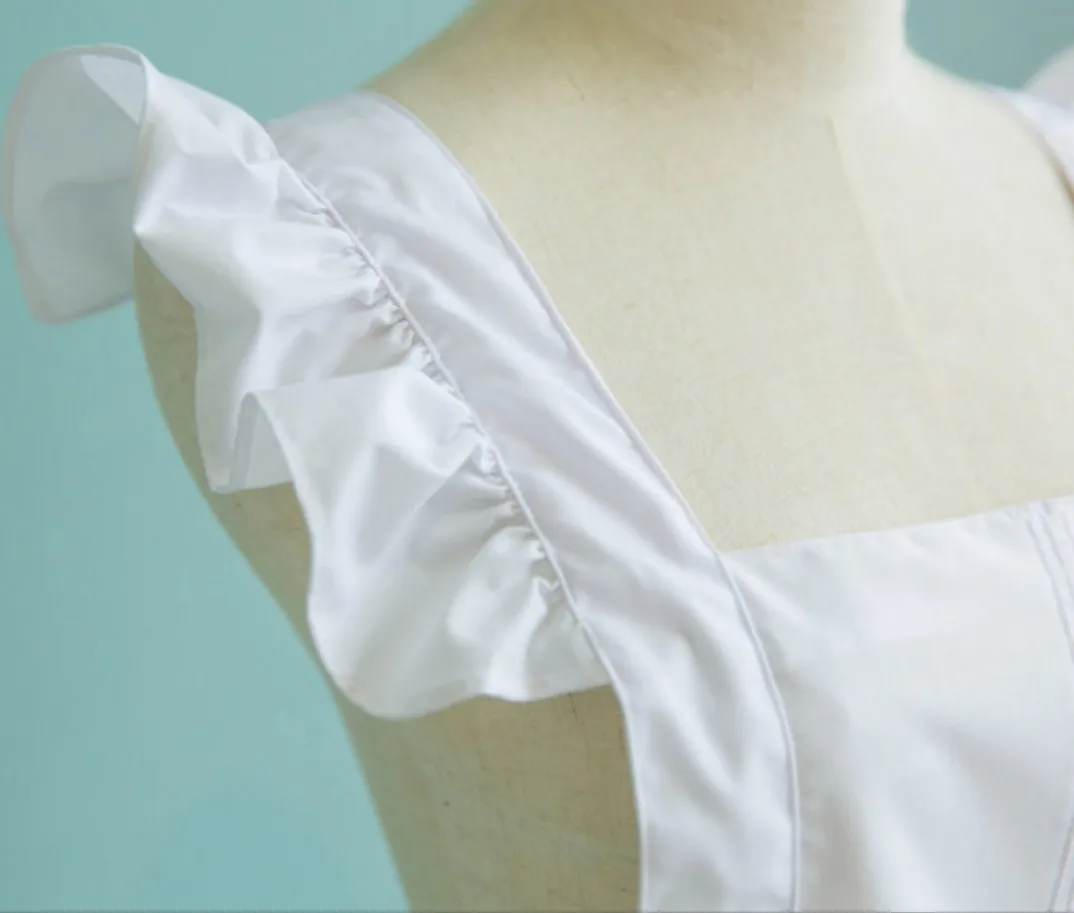 MagiDeal Victorian Style Japanese Style Elegant Victorian Pinafore Apron Maid Lace Smock Costume Ruffle Cute Pockets White