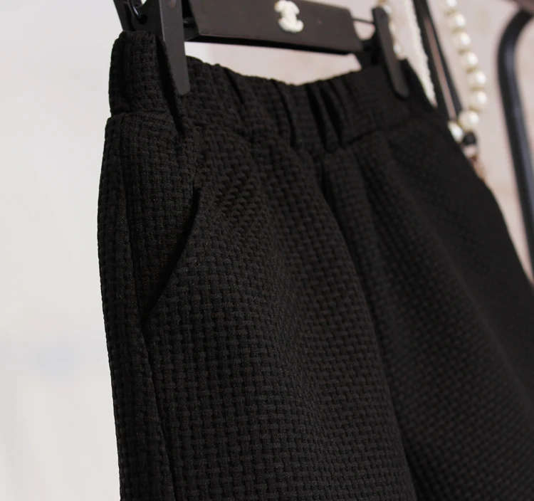 Yuxinfeng женские твидовые шорты черные весна осень плюс размер заклепки в стиле пэчворк, украшенное бисером шерстяные шорты клеш короткие