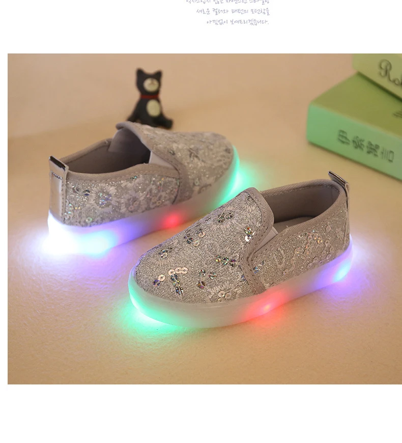 Girl's Sequins Glowing Sneakers Children Casual Lighted Up Shoes Kid's Fashion Luminous Slip-On Sneakers Cute LED's Shoes Girl (12)