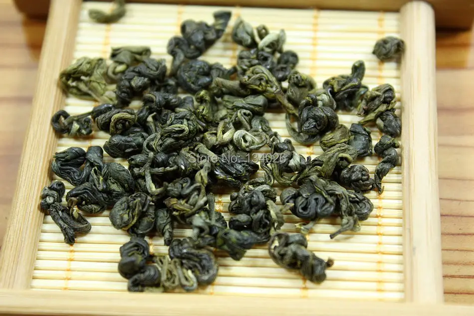 

latest price Biluochun green tea fragrance and smooth, free shipping