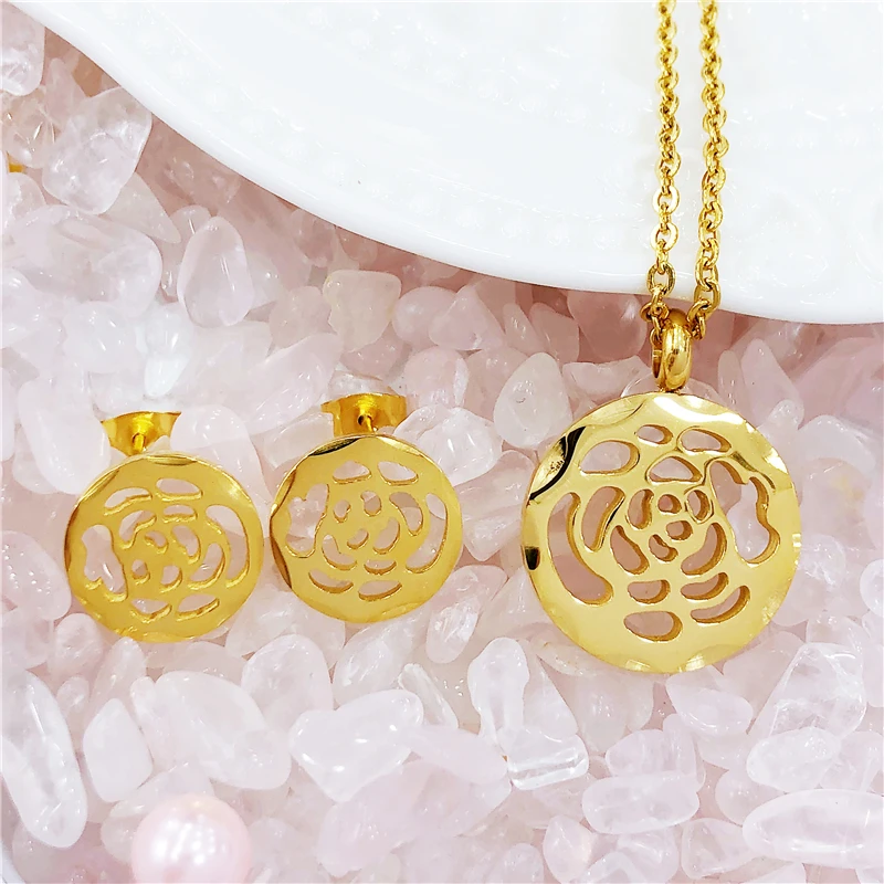 

Luxury Brand Fashion Necklace Earring Sets Stainless Steel Gold Color Flower Pendant Metal Chain Necklaces Jewelry Women