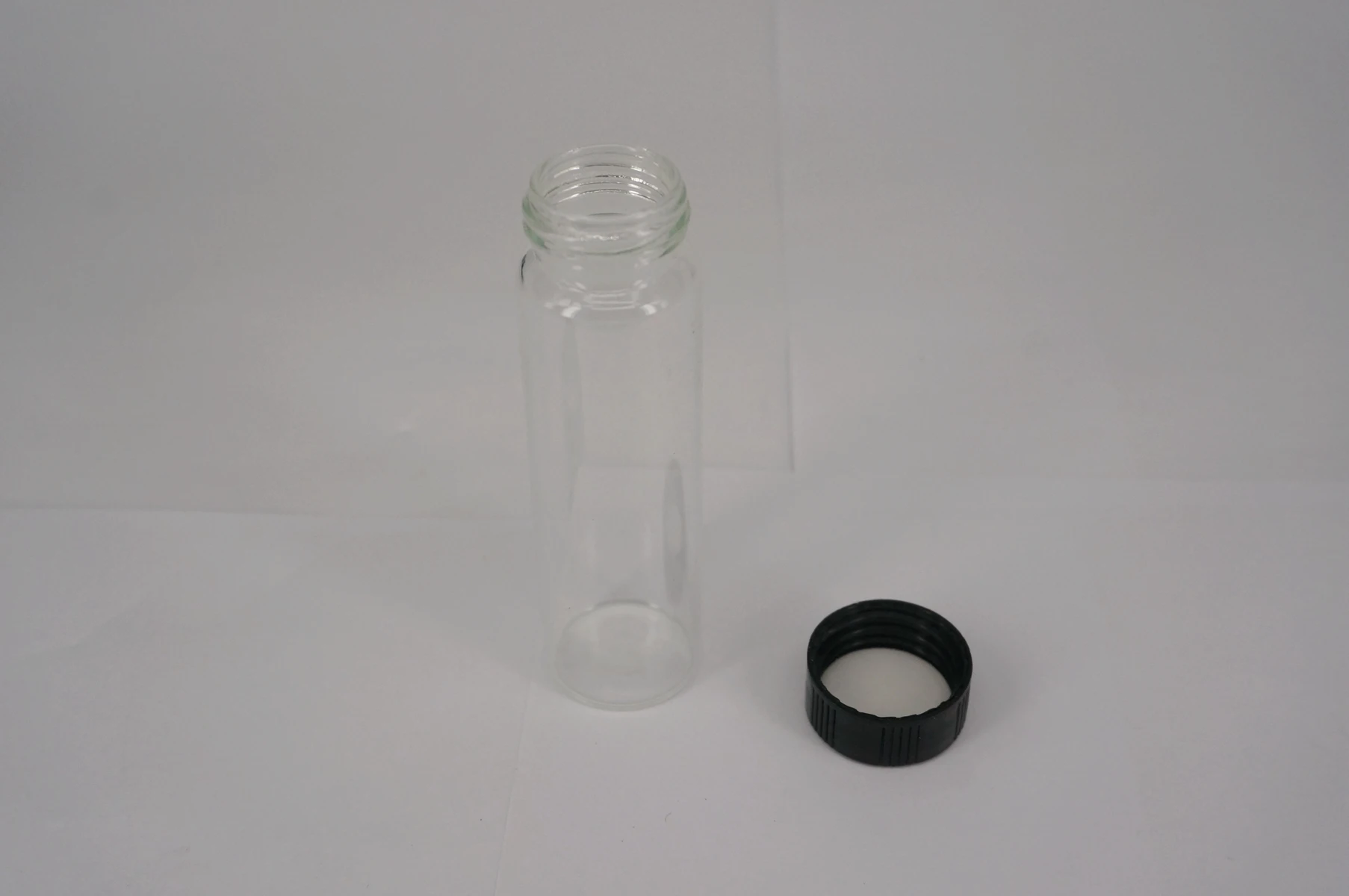 

10pcs 15ml Clear Glass Seal Bottle Reagent Bottle Sample Vials Plastic Lid Screw Cap Color Random
