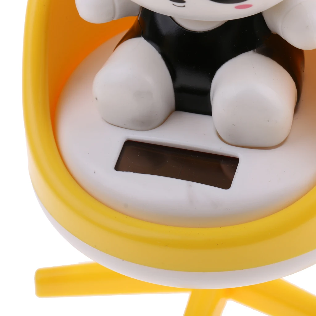 Adorable Plastic Solar Powered Toys Noding Head Figurine Model Home Car Ornament Panda Novelty Gag Toys for Kids Birthday Gift