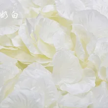 200 шт Реалистичная искусственная Шелковая Красная роза Лепестки украшения для свадебной вечеринки H1