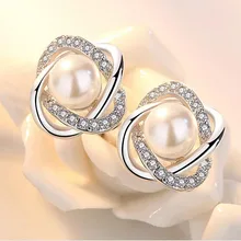 Fashionable Crystal Stud Earring With CZ Diamonds Lady Earring Trendy Coroa Brincos Pendiente Sweet Style Big Simulated Pearls