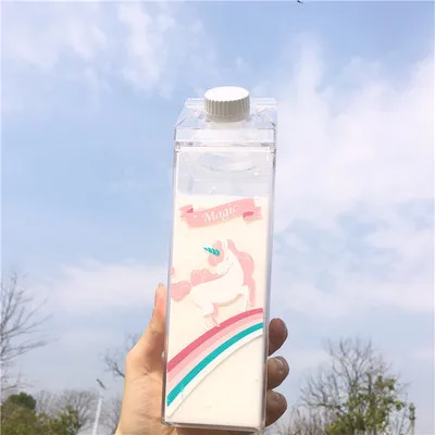 Flamingo Milk Water Bottle Plastic Creative Sport Drinkware Cycling Camping Hiking My Drink Bottle Shaker Portable Kettle - Цвет: 04