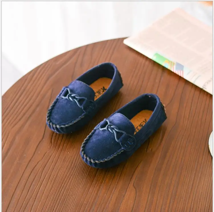 Новые детские мокасины Лоферы обувь модные кроссовки для мальчиков Дети массаж повседневная обувь Дети Девочки Плоские Кожаные Туфли