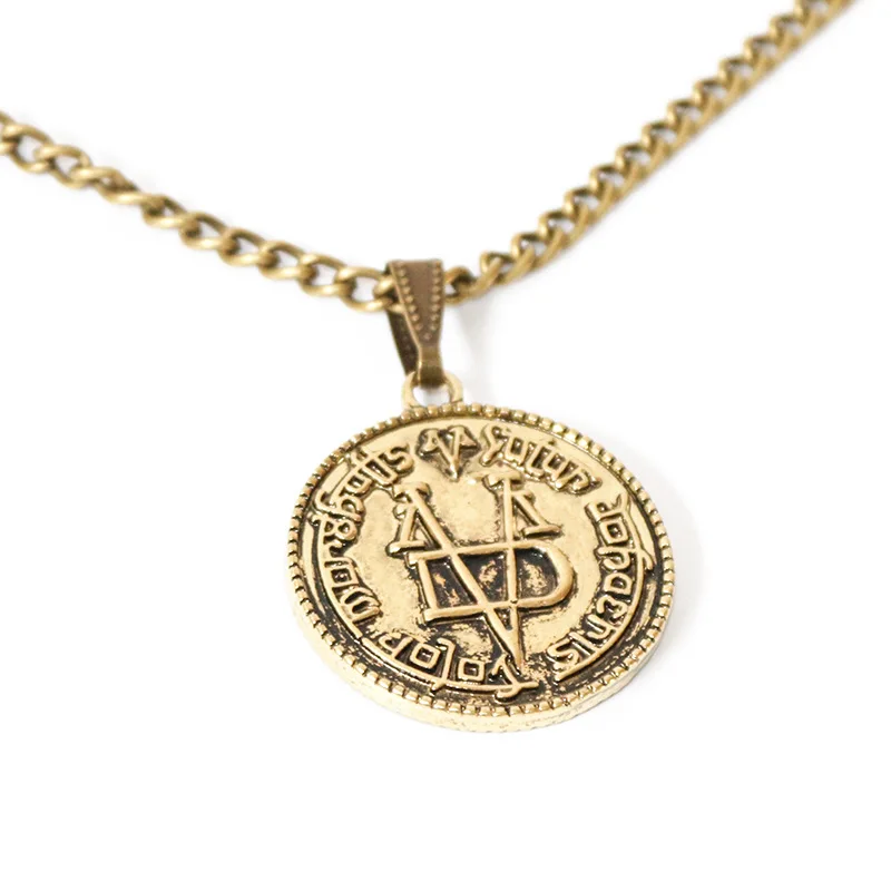 

Game of Thrones Ice and Fire Song Faceless Coin men women Necklace Targaryen Necklace Vintage old gold Zinc alloy jewelry