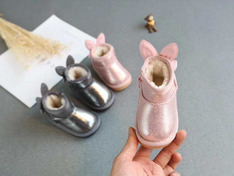 Новая зимняя обувь для малышей хлопковая обувь для маленьких девочек Теплые зимние сапоги с мягкой подошвой детские ботинки для девочек