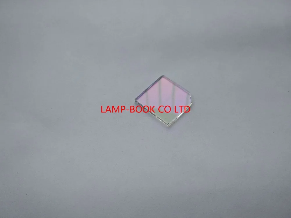 DLP projector lamp housing window, glass, UV/IR lens 24x25x2mm 24*25*2mm 24 x 25 x 2 mm for OPTOMA HD26 HD141X HD20 PROJECTOR projector accessory