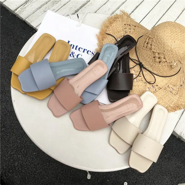 

Rivets Studs Flat Beach Slippers Babouche Summer Ladies New 2019 Leather Rubber Slides Sandal Modis Decorate Male Spring Female