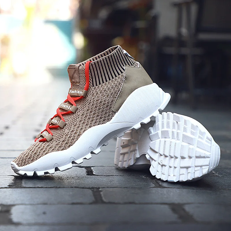 

Spring and Autumn 2018 new lightweight fly-woven men's shoes are breathable casual and high-heeled running sneakers Yasilaiya