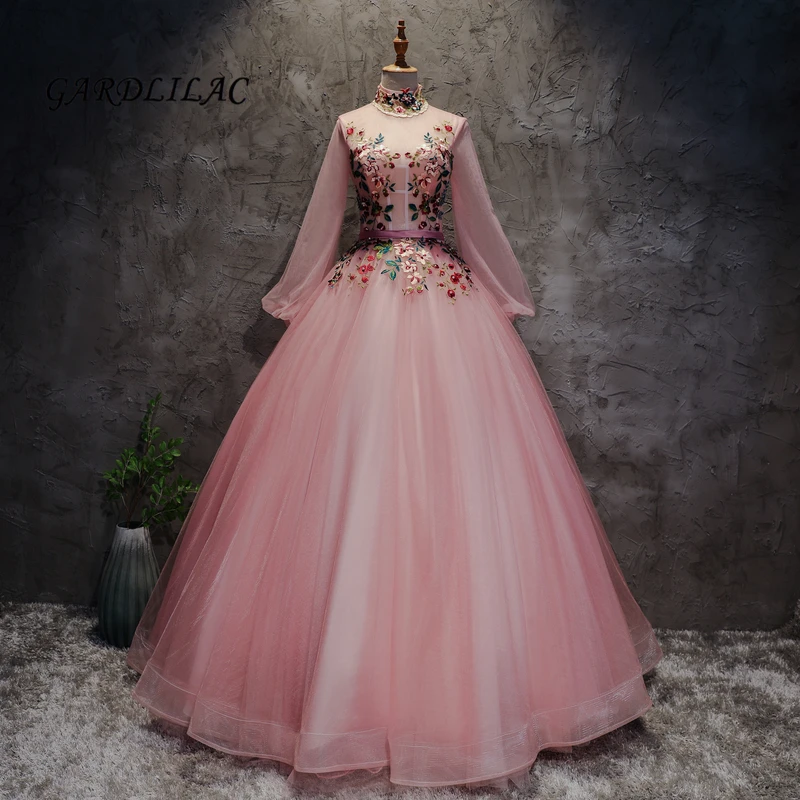

Blus Pink Hight Neck Quinceanera Dresses 2019 Long Sleeve Embroidery Masquerade Ball Gown Sweet 16 Dress Vestidos De 15 Anos