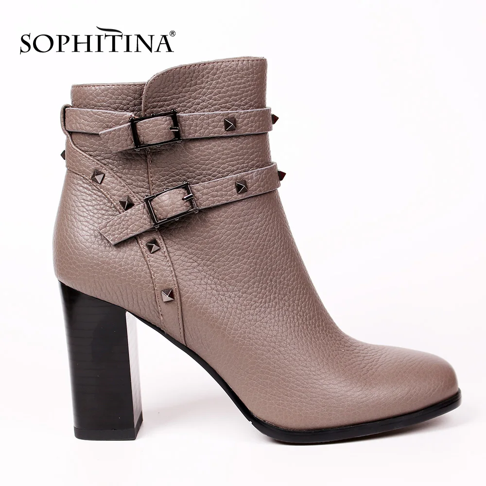 

SOPHITINA handmade Genuine Leather Rivet Square Toe Ankle boots Short Plush keep warm zipper Lichee winter Motorcycle Boots B005