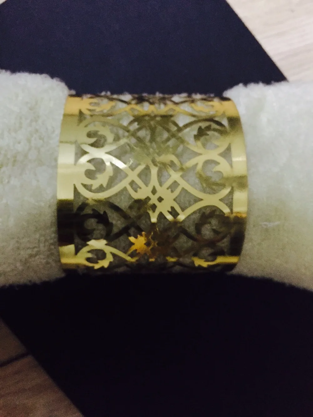 50pieces Metallic Gold Color Towel Wrappers,Laser Cut