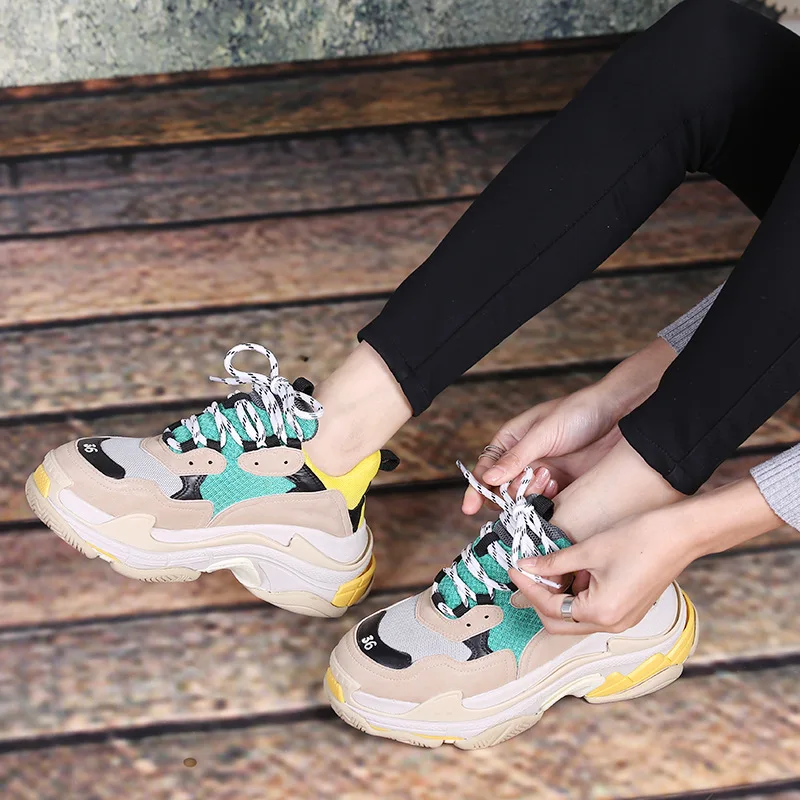 кроссовки на платформе. крутые кроссовки женские. массивные кроссовки женские. кроссовки на высокой подошве. как называются большие кроссовки.