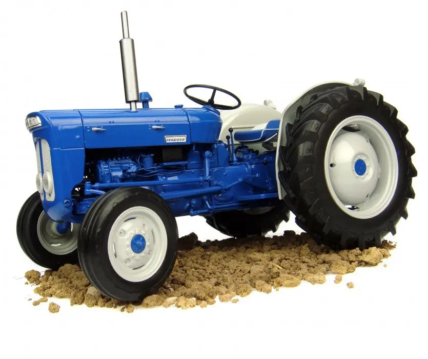 

UH-2900 1:16 Fordson Super Dexta New Performance (1963) Tractor toy