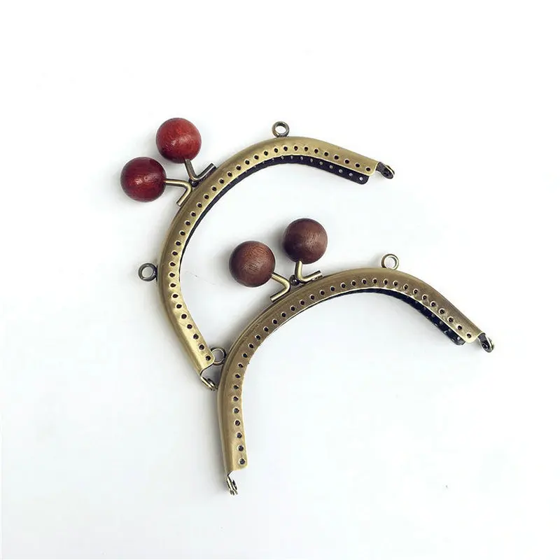 clasp for bag