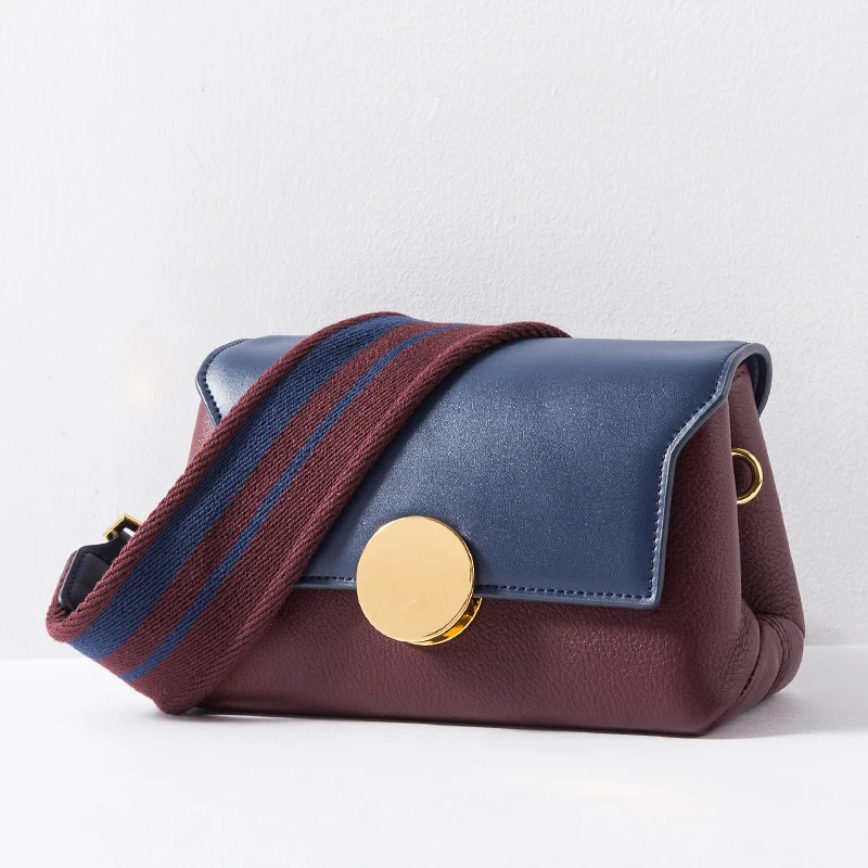 Wide shoulder strap Calfskin Messenger Bag New unique three-dimensional modeling mini crossbody bags for women bag