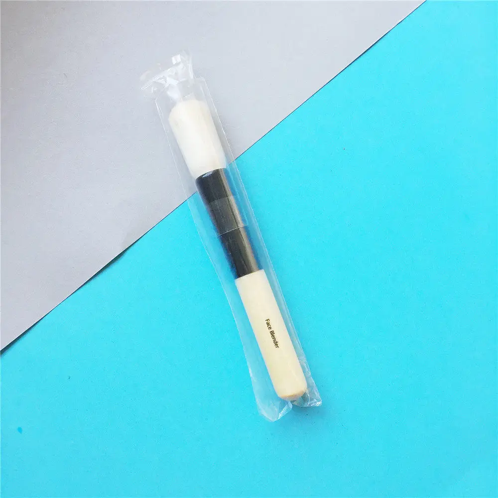 BOBBI BROWN FACE BLENDER BRUSH _ 9