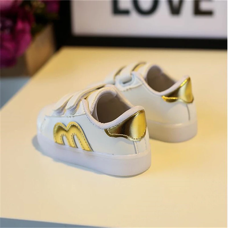 LED Shoes Luminous Sneakers Light Shoes Glowing Sneakers with Luminous Sole Basket for Boys&Girls Shoes Tenis Kids Shoes