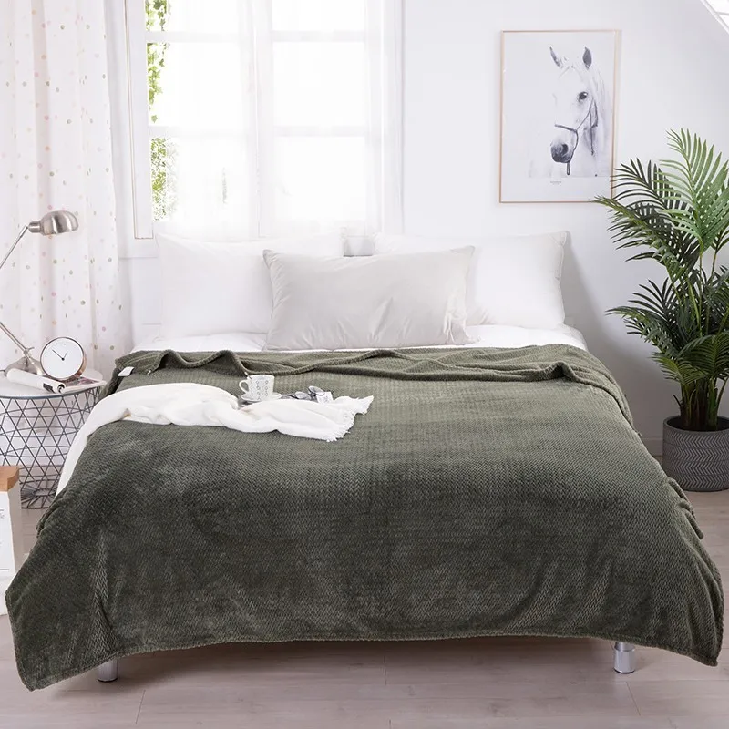 

Coral Fleece Warm Blanket Four Seasons Soft Comfortable Sheet Bedspread Adult Children Solid Color Bedding Blanket
