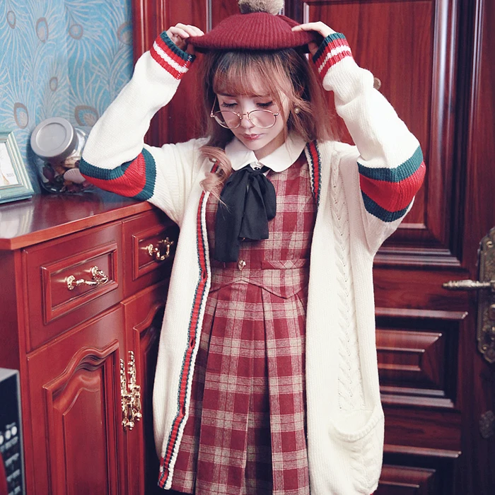 

Princess lolita cardigan My name is Bobon21 the Christmas tree wind spell color stripe twist knit and thick warm cardigan T1537