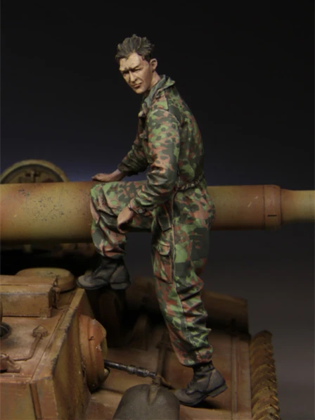 1/35 модельная фигурка из смолы набор 119 WSS Panzer Crewman одна в разобранном виде | Игрушки