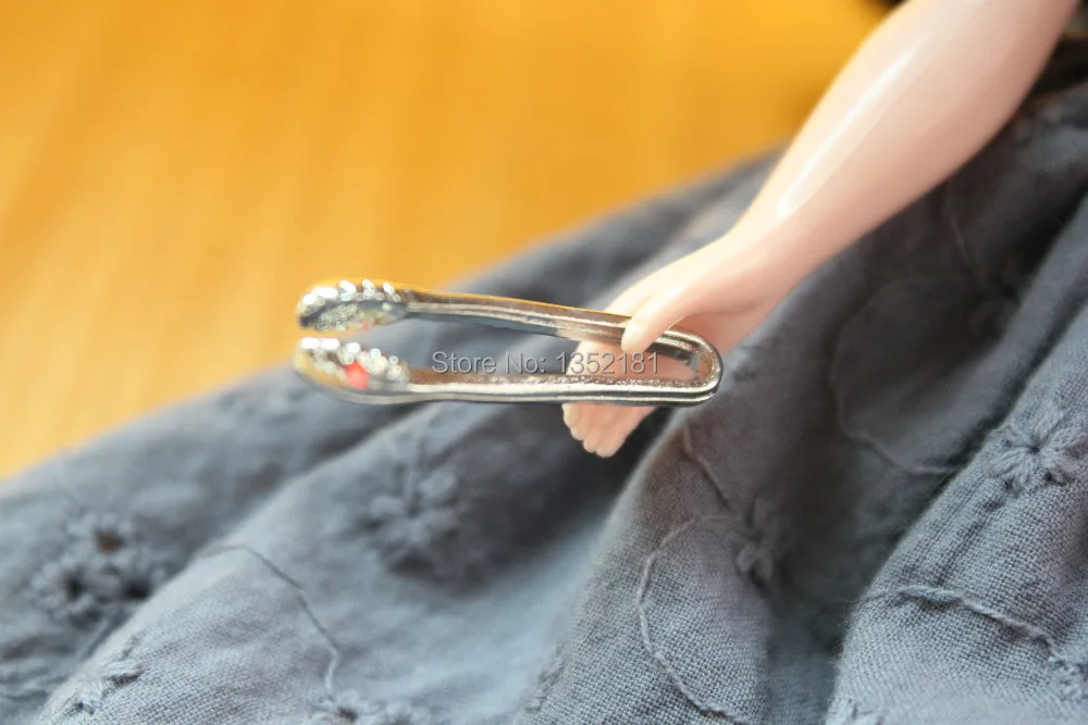 

1:12 Cute Dollhouse Miniature MINI cake tweezers 1107