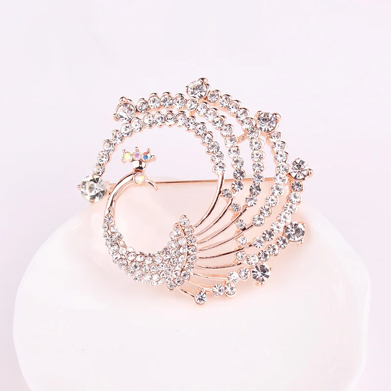 

TODOX Brooch New Fashion Zinc Alloy rose gold Zinc Alloy crystal exquisite cute crown peacock pins garment accessory party hot