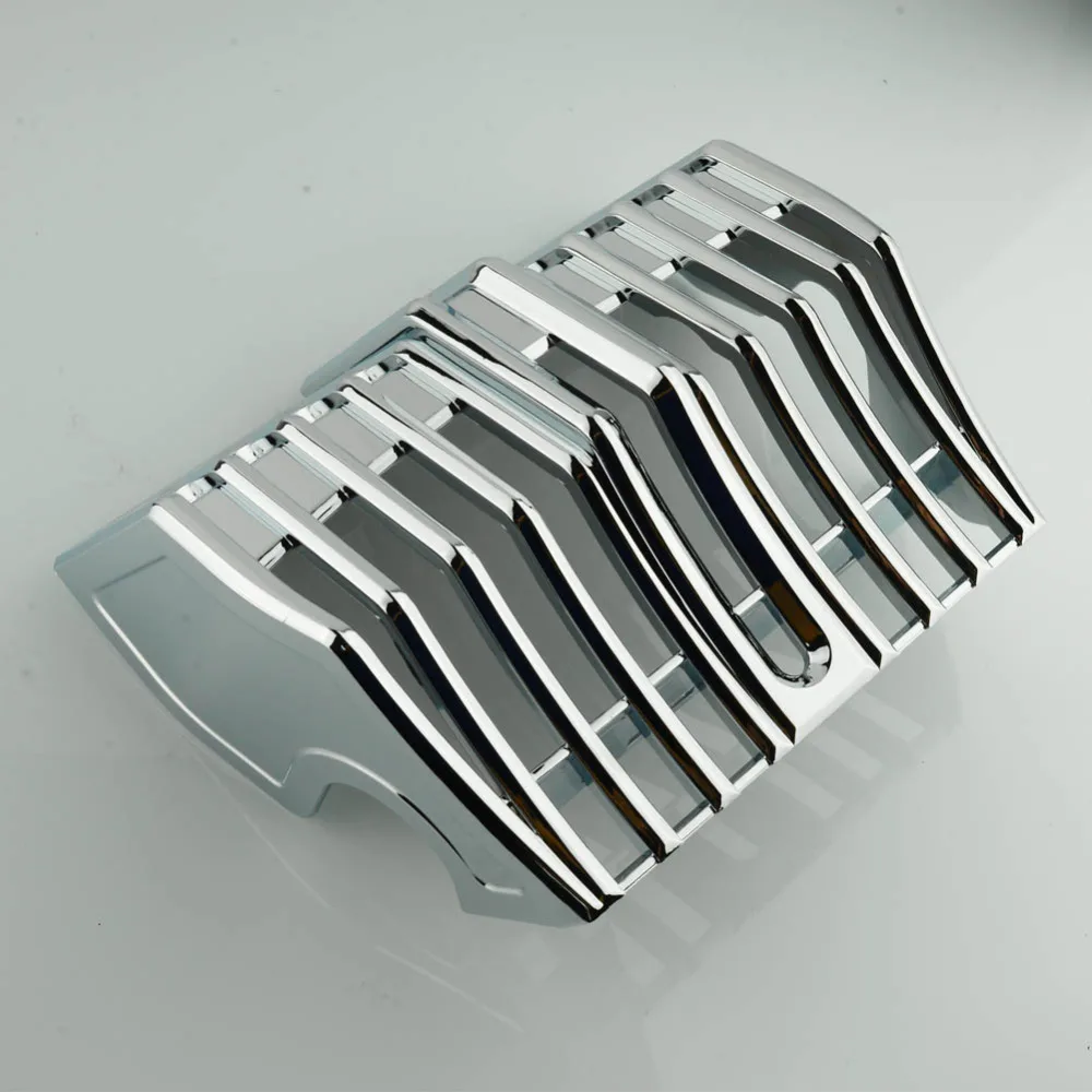 

Motorcycle Accessories Chrome Oil Cooler Lower Coolant Pump Trim Accent Cover For Harley Touring Street Glide 2017 2018