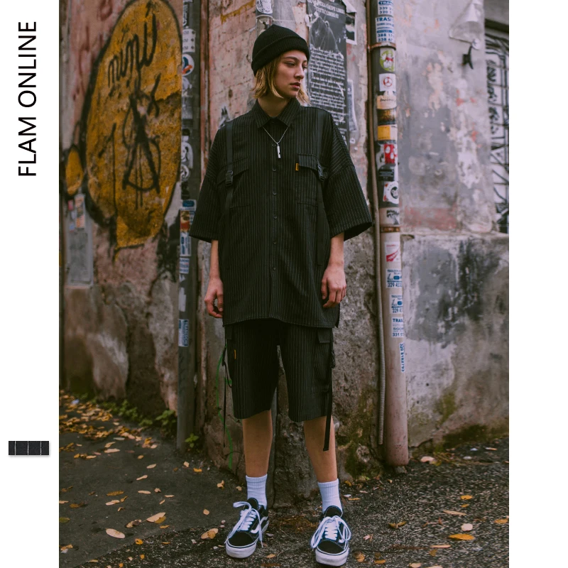 

FLAM ONLINE 2019 Black Casual Street wear Short Pants Men Rock Hip hop Shorts Ribbons Striped Cargo Shorts Men