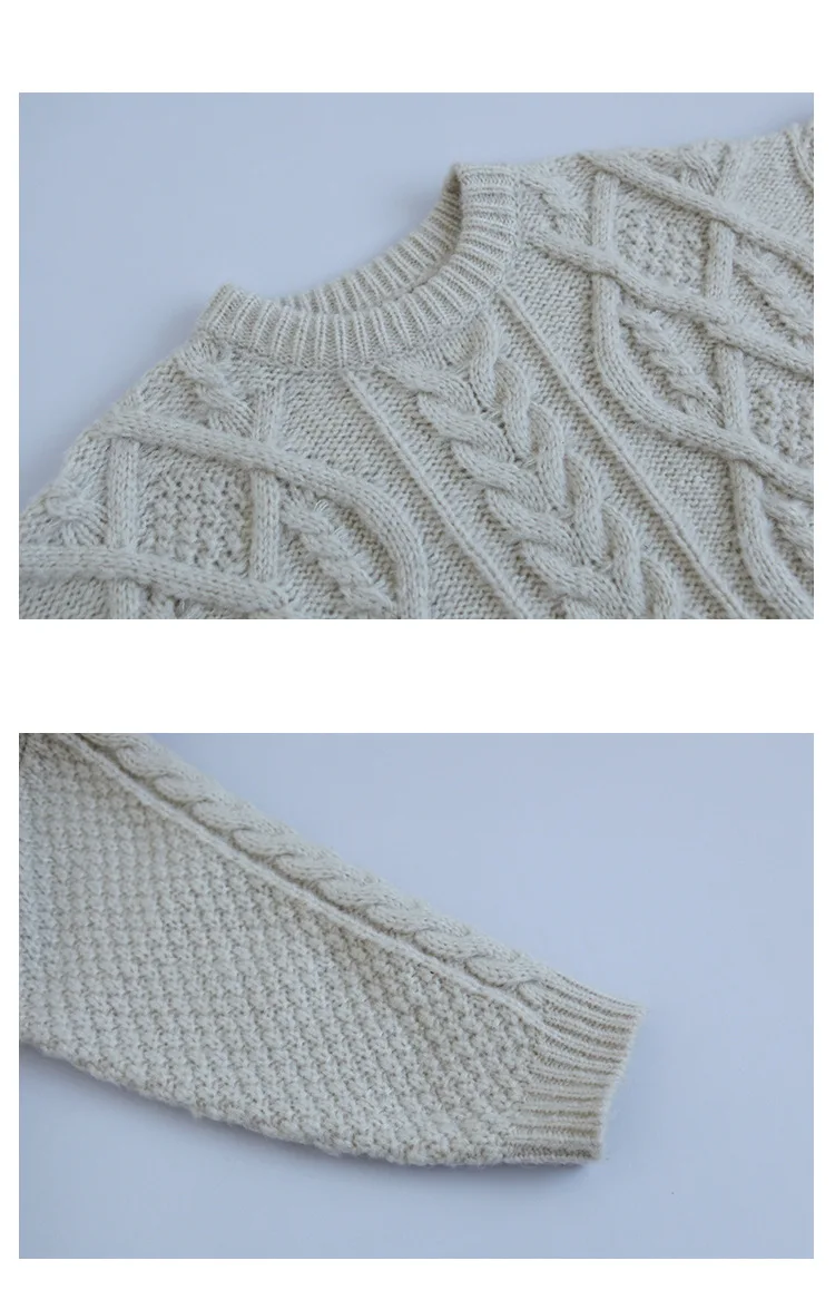 9879499599_1635195196