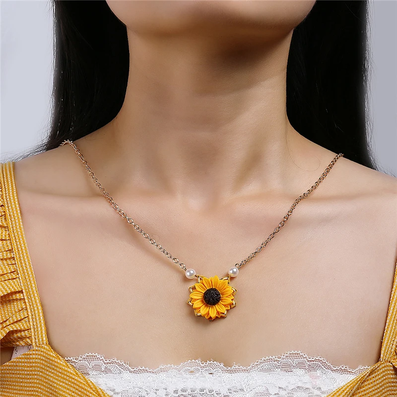 

BONLAVIE 2018 Hot Sale Pearl Sun Flower Necklace Female Romantic Sunflower Pendant Necklace Women's Fashion Jewelry Wholesale