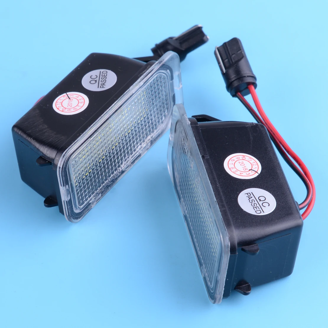 

beler 2pcs Error Free LED Rear License Plate Light Lamp Fit for Ford Fiesta Focus S-MAX C-MAX Kuga Mondeo Galaxy 2010 2011 2012