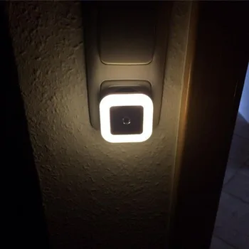 

EU Plug-in LED Night Light Lamp with Dusk to Dawn Sensor White Wall Lighting for Lighting for Bathroom Bedroom Hallway