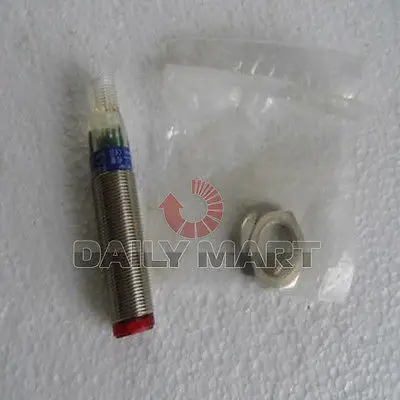 

DHL/EMS 2 LOTS TELEMECANIQUE XUB0BPSNM12 PHOTOELECTRIC SENSOR RETROREFLECTIVE BARREL NEW