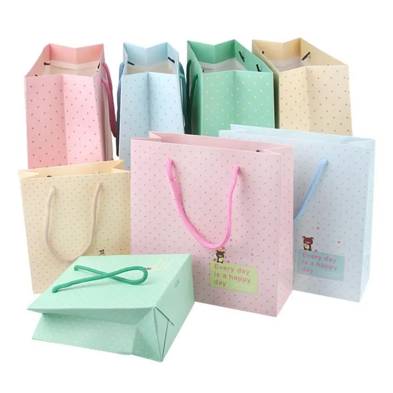 

20PCS 14*7*15.5cm New Design Polka Dot Hard Paper Gift Bag Festival Paper Bag with Handles Wedding Birthday Party Gift Bags