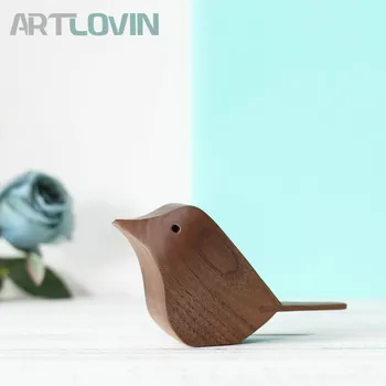 

European Nordic Style Wooden Bird Crafts Walnut Bird Miniatures Lovely Nature Wood Doll Ornaments Fashion Home Decoration Birds