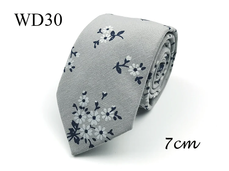 WD necktie 30