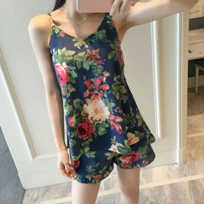 Female Summer Cotton Pajamas Shorts Set Floral Print V Neck Padded Bra