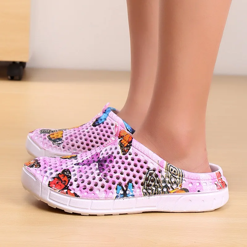 Для женщин полые летние тапочки на плоской подошве модные цветок бабочка прозрачная обувь новые женские слипоны повседневное мягкие пляжные туфли - Цвет: butterfly pink